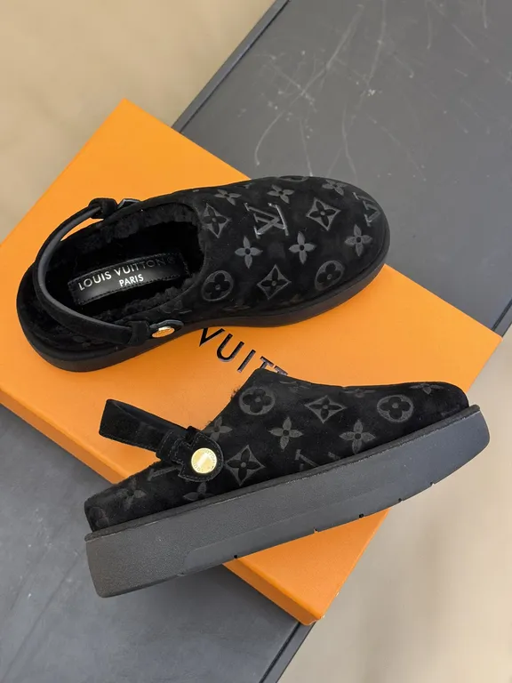 Louis Vuitton Shoe 